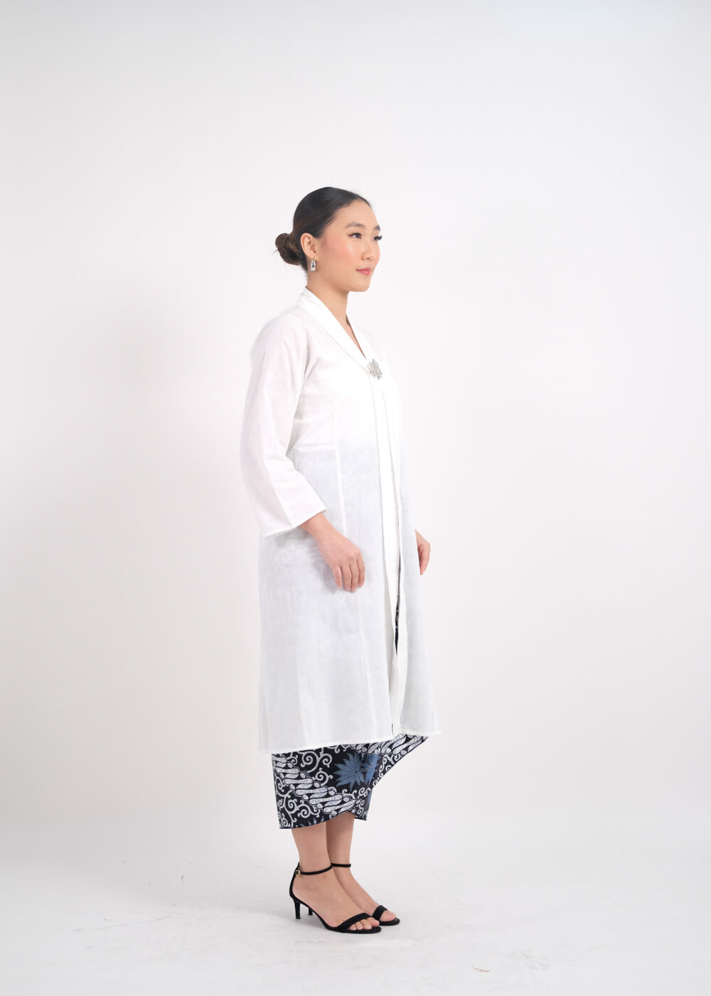 Citra Kebaya White
